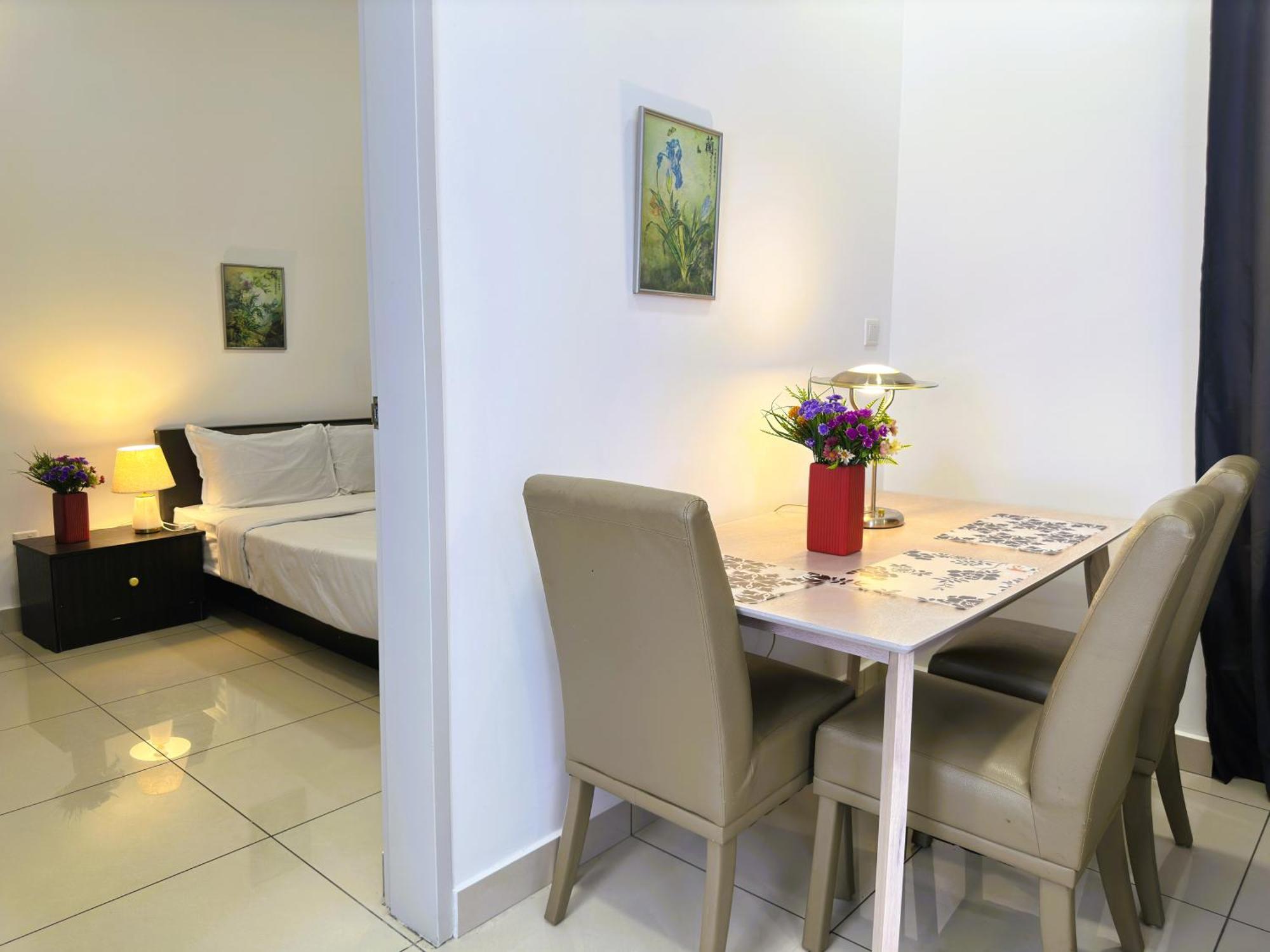 Klcc View 1br Cozy With Balcony Trion Kl