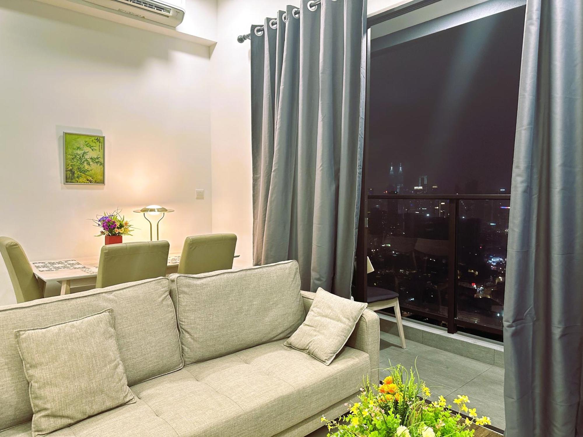 Pangsapuri Klcc View 1br Cozy With Balcony Trion Kl *